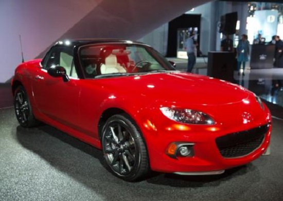 10 phút bán sạch 100 chiếc Mazda MX-5 đặc biệt